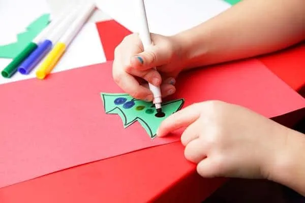 denham springs preschool pass the ornament christmas game