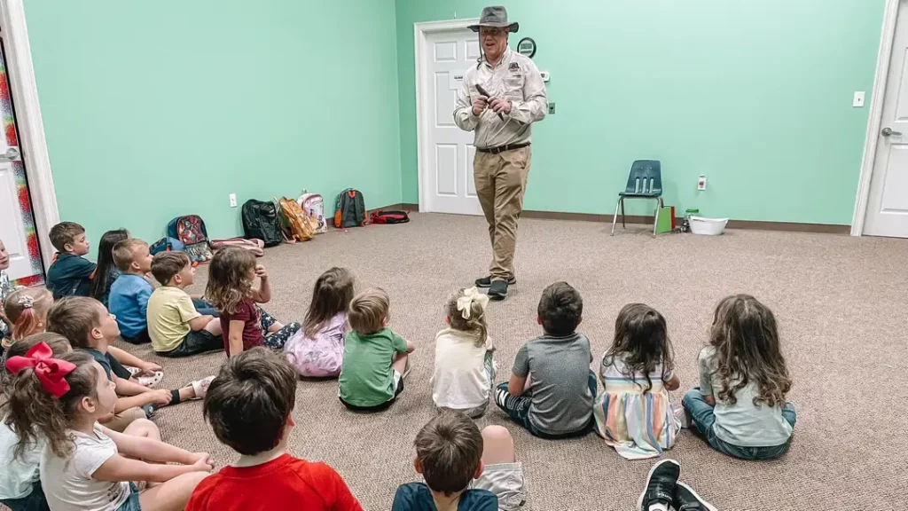 guest speaker from zoo at the way pdo preschool denham springs daycare